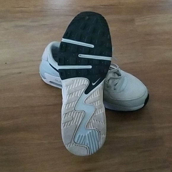 AirMax - Picture 2 of 2